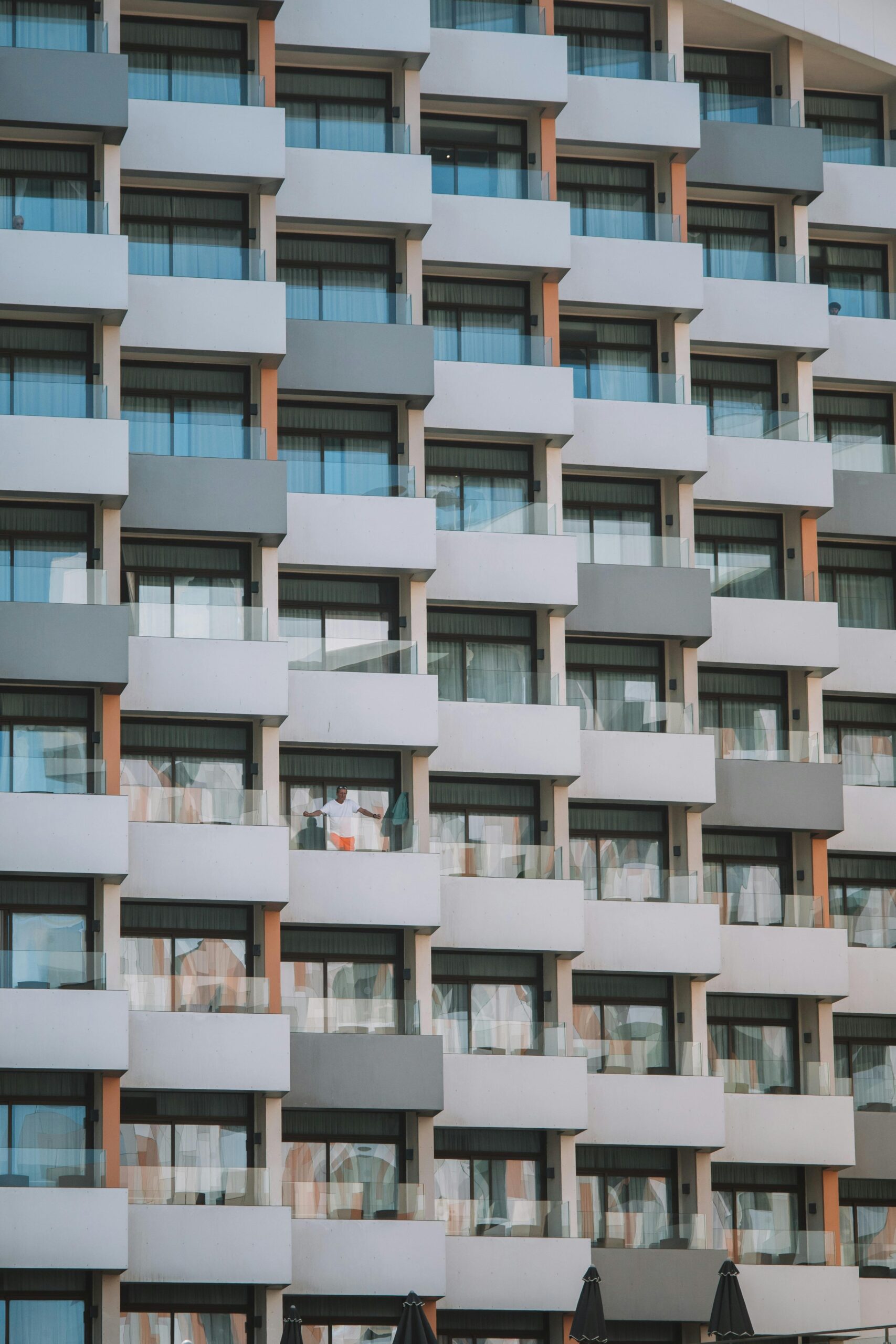 Spain’s EUR 7 Billion Housing Plan in 2026: What It Means for Renters, Buyers and Expats